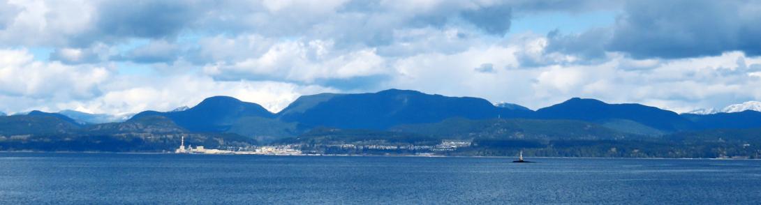 Ocean inlet and mountains around qathet 